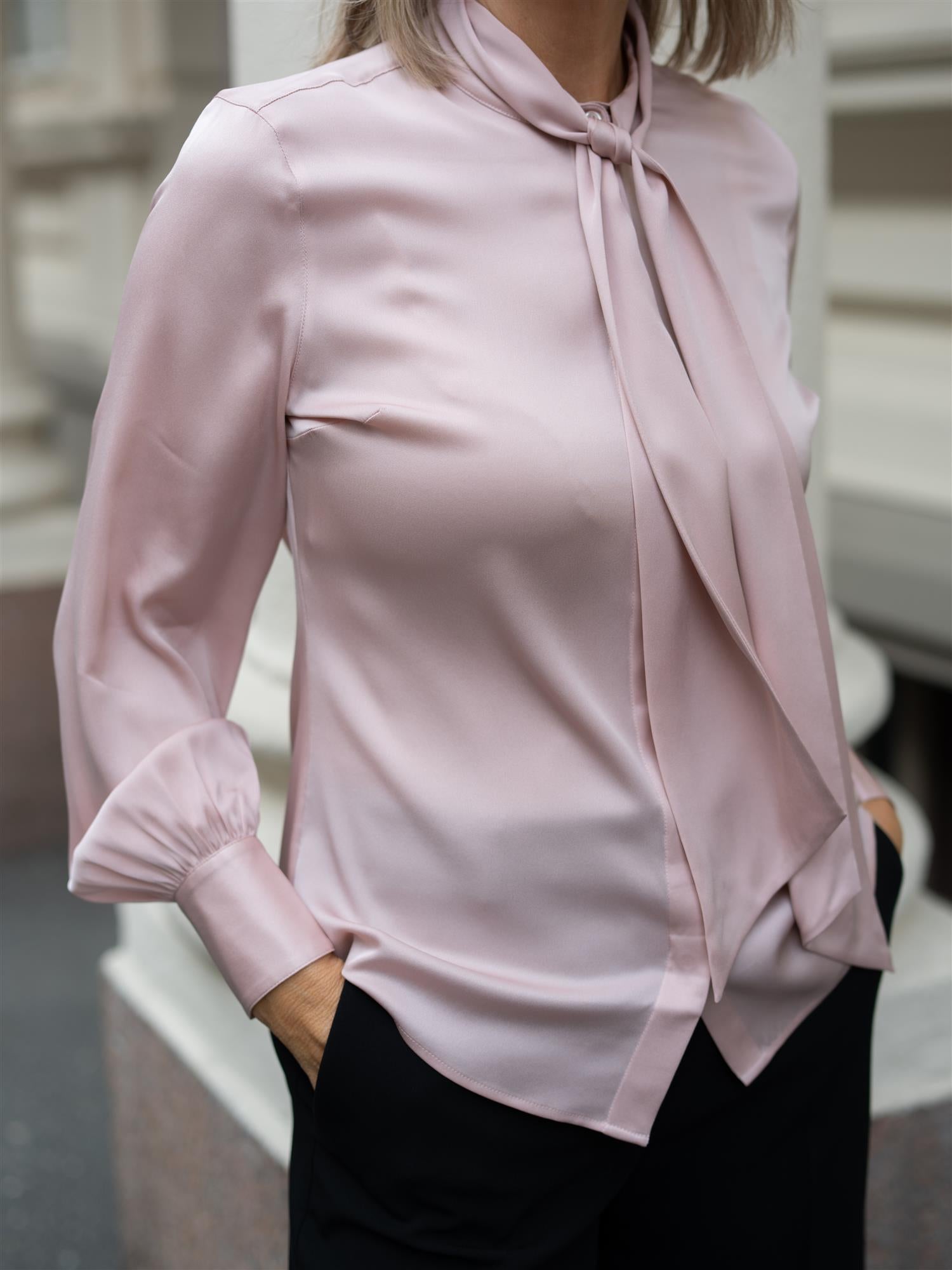 Selma Blouse Bowtie Flyfront Light Pink