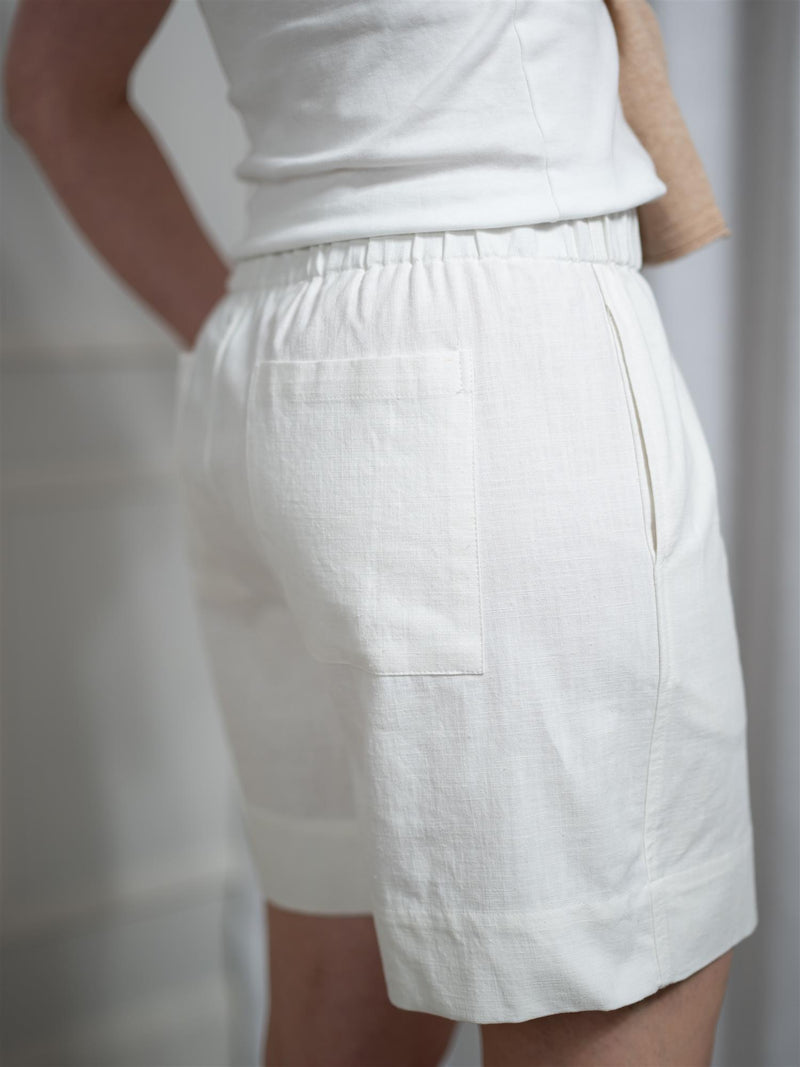 Christian Aks Lolita Linen Shorts White
