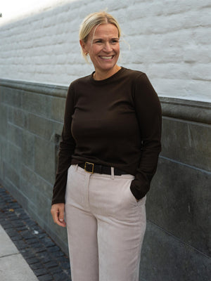 Julie Josephine Andrea Longsleeve Brown