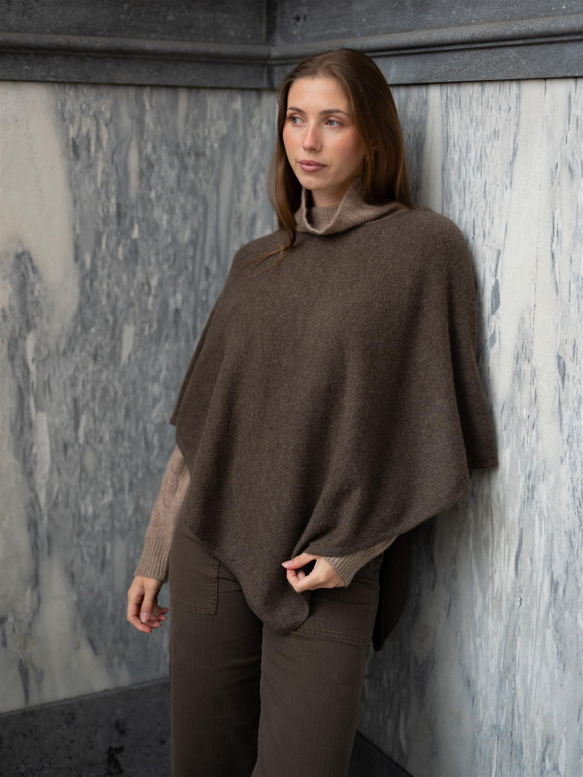 Triangle Poncho Cacao