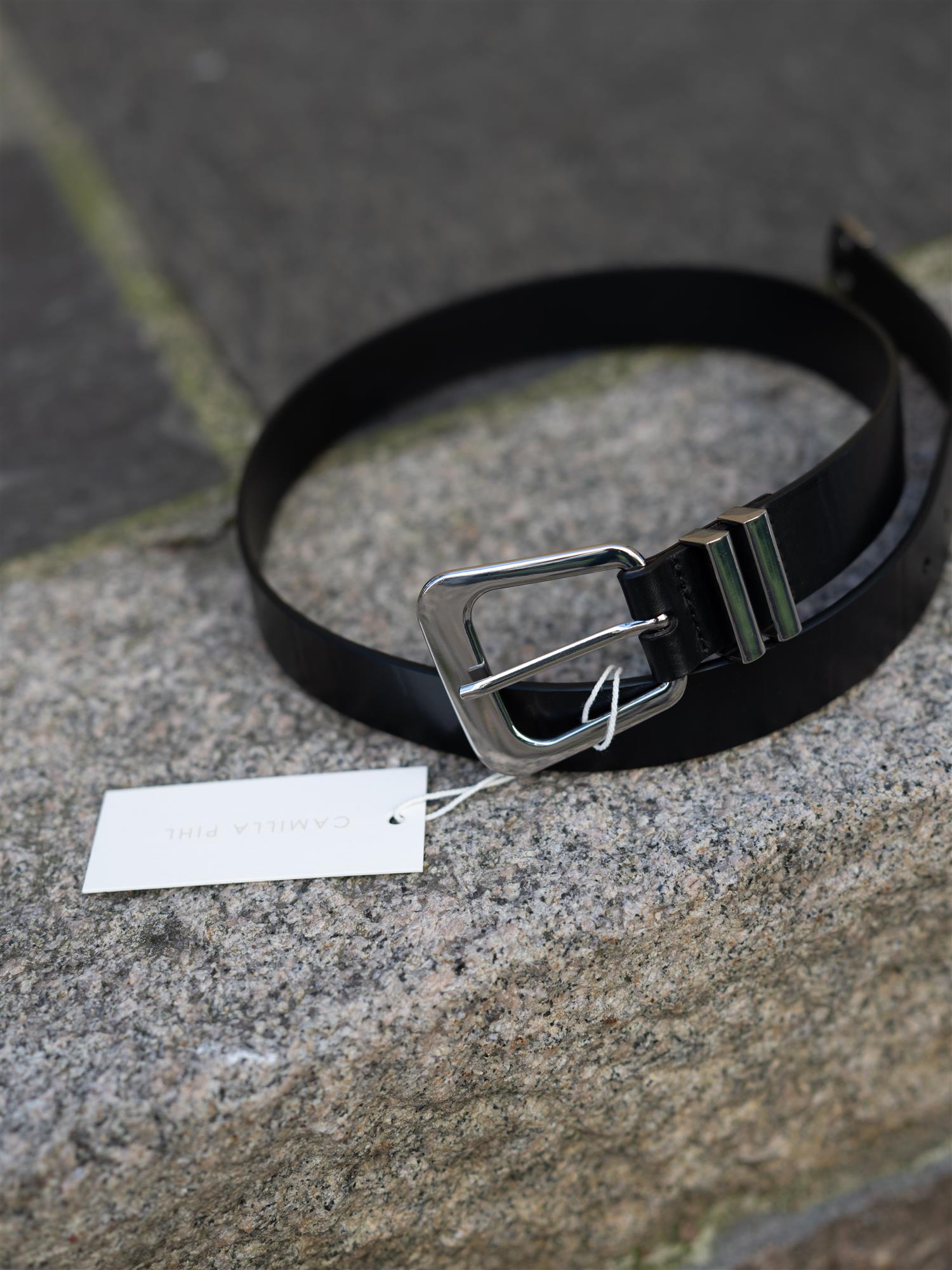 Bennett Belt Black Silver