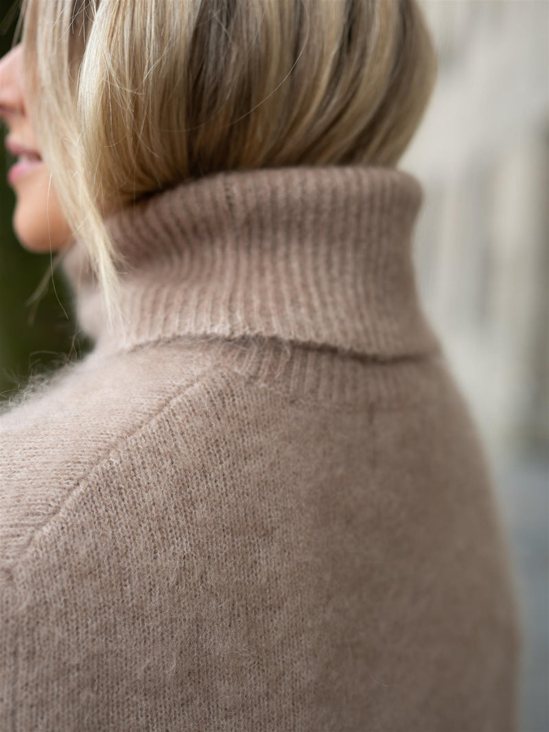 Ella&il Nikola Chunky Poncho Hazel Beige