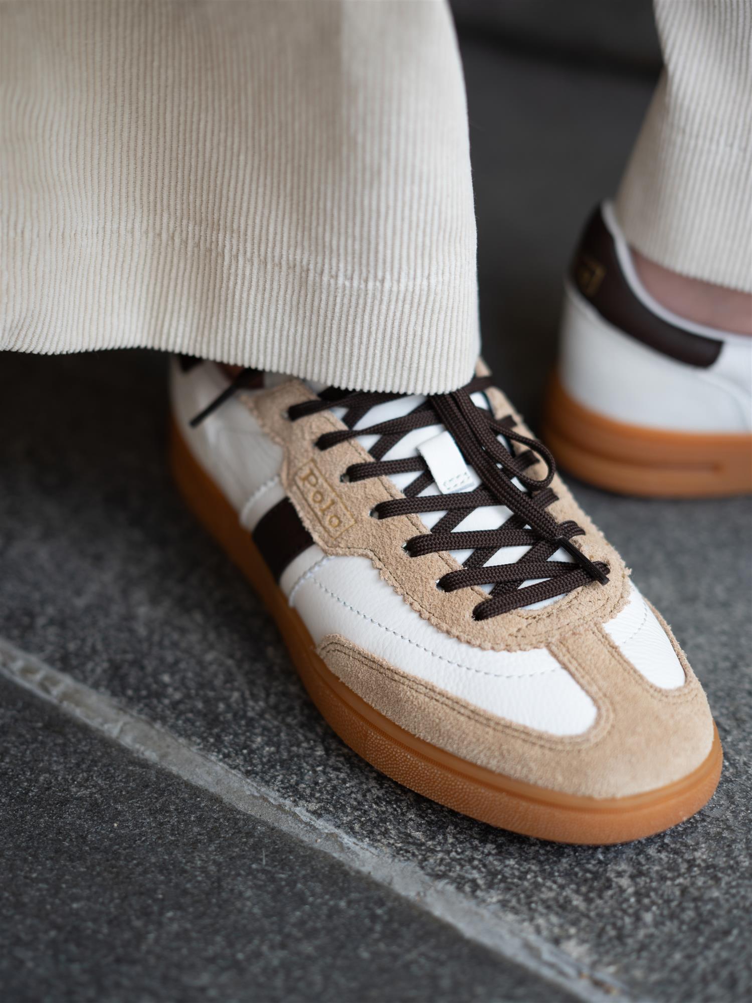 Bedford Sneakers Low Top Lace Deckwash White/Classic Camel