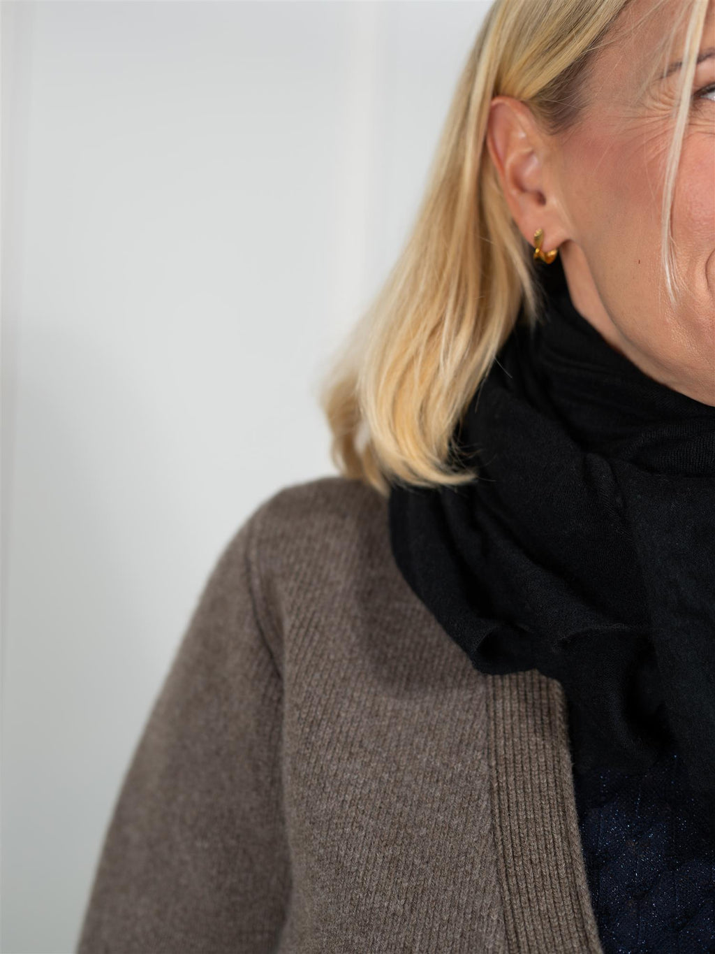 Natura Cashmere Cortina Luxury Scarf Black