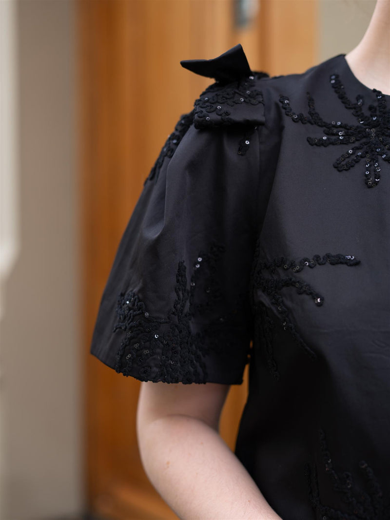 Munthe Ryme Black