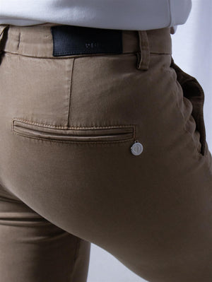 Pieszak Anika Support Chino Lead Brown