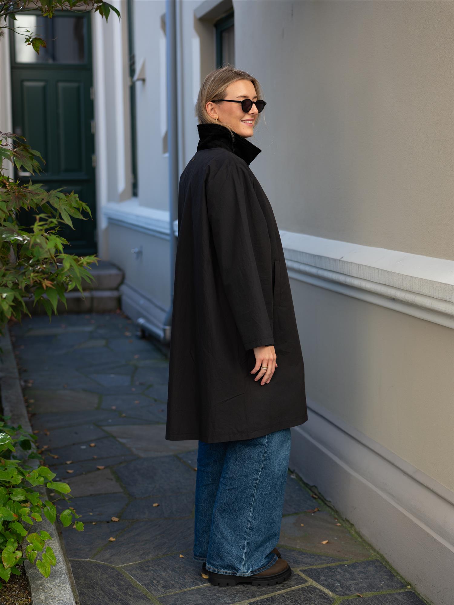 Sable Coat Black