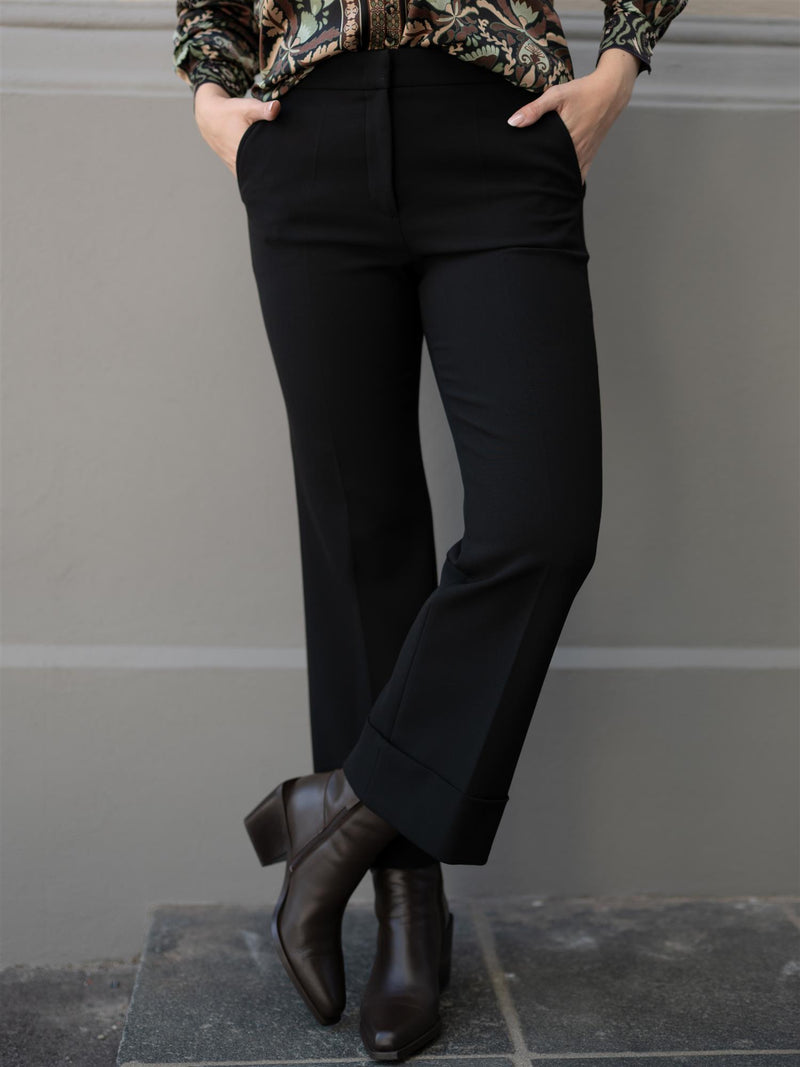 Cambio France Cropped Trensendetail