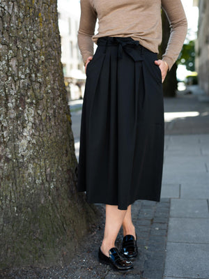 Sand Mana Skirts Black