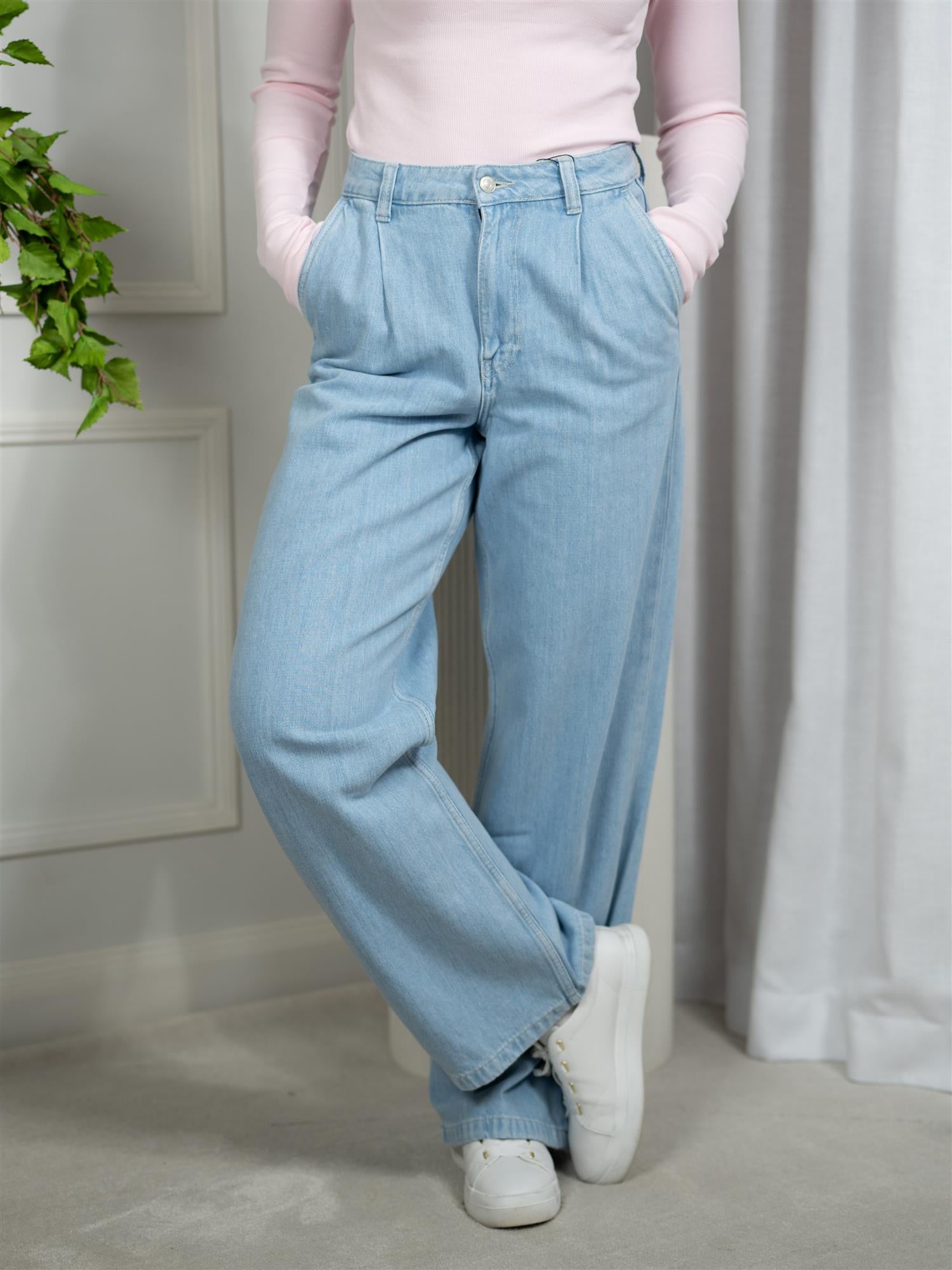 Camilla Pihl Joshua Light Blue