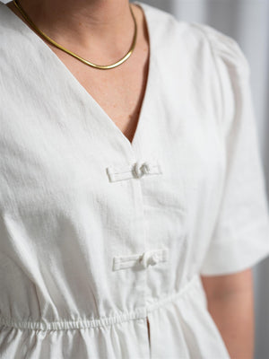 Christian Aks Monic Linen Top White