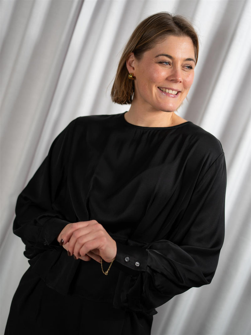 ONE and OTHER Luella Top Black