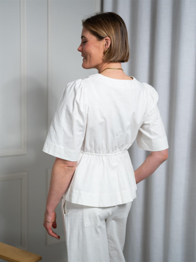 Christian Aks Monic Linen Top White