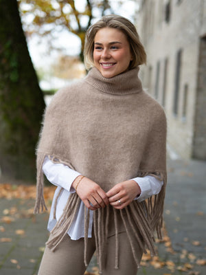 Ella&il Nikola Chunky Poncho Hazel Beige