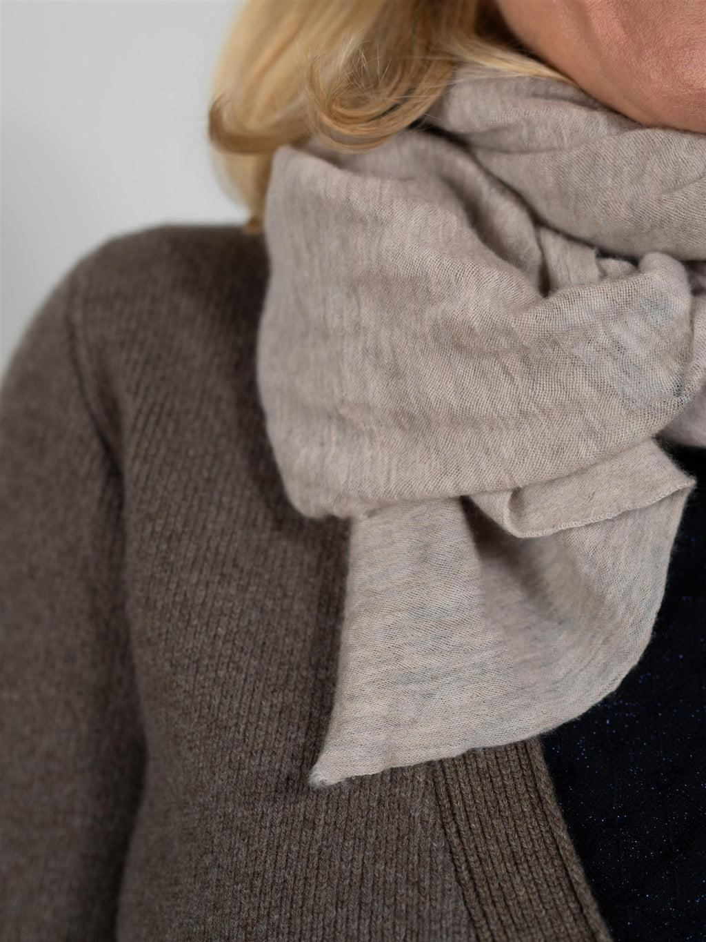 Natura Cashmere Cortina Luxury Scarf Light Beige