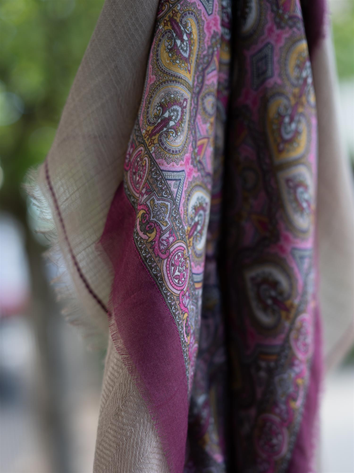 Mala Alisha Heritage Flow beige/Berry