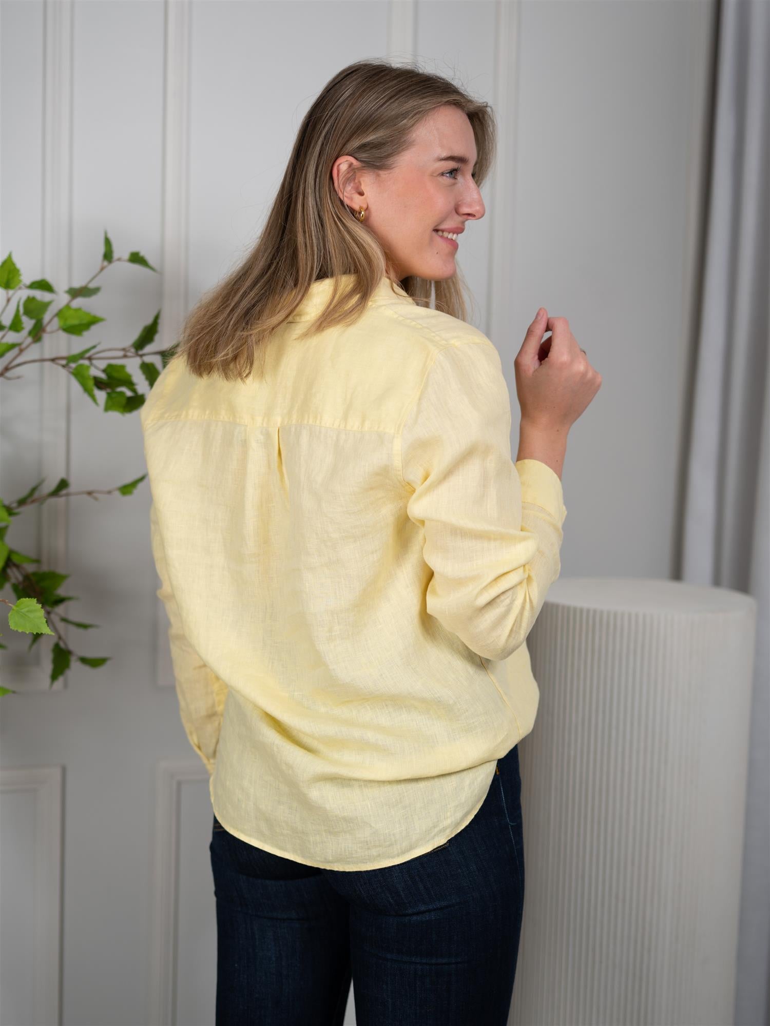 Lexington Classic Linen Shirt Yellow
