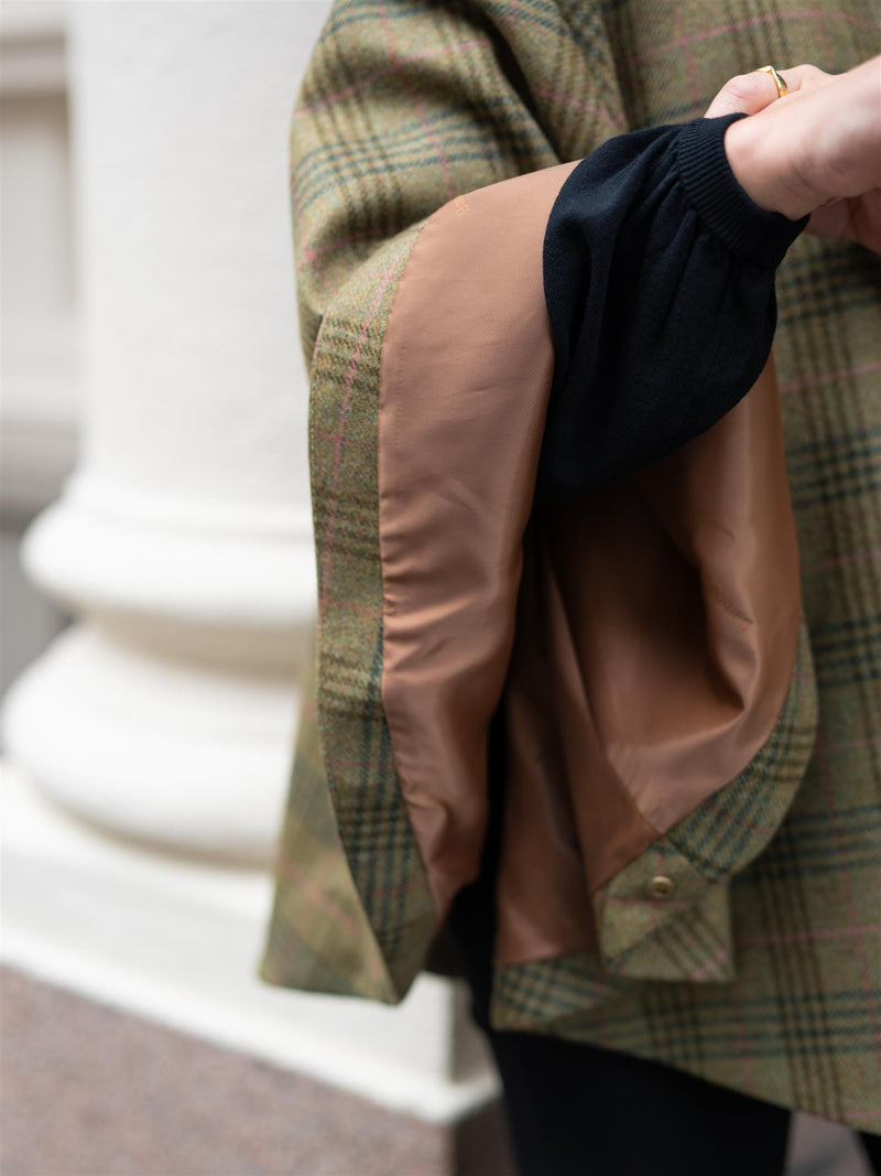 Barbour Flax Lily Wool Cape Dark Moss
