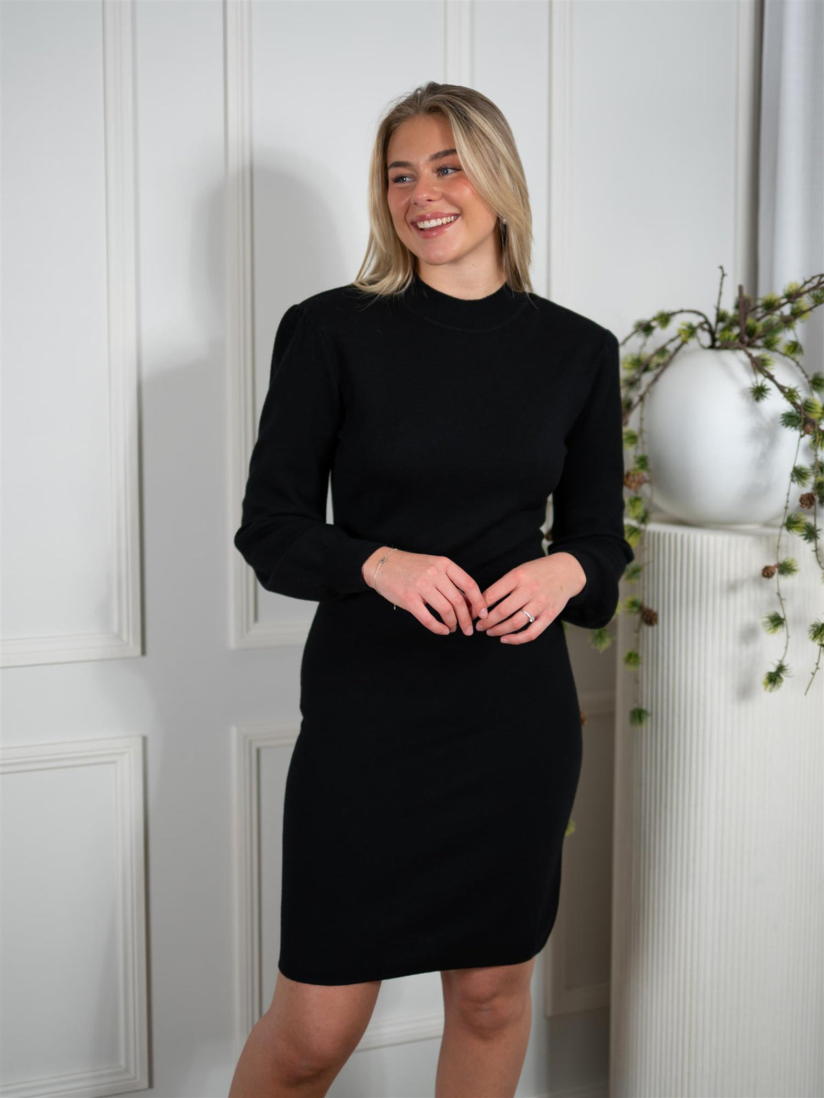 Liz Merino Dress Black
