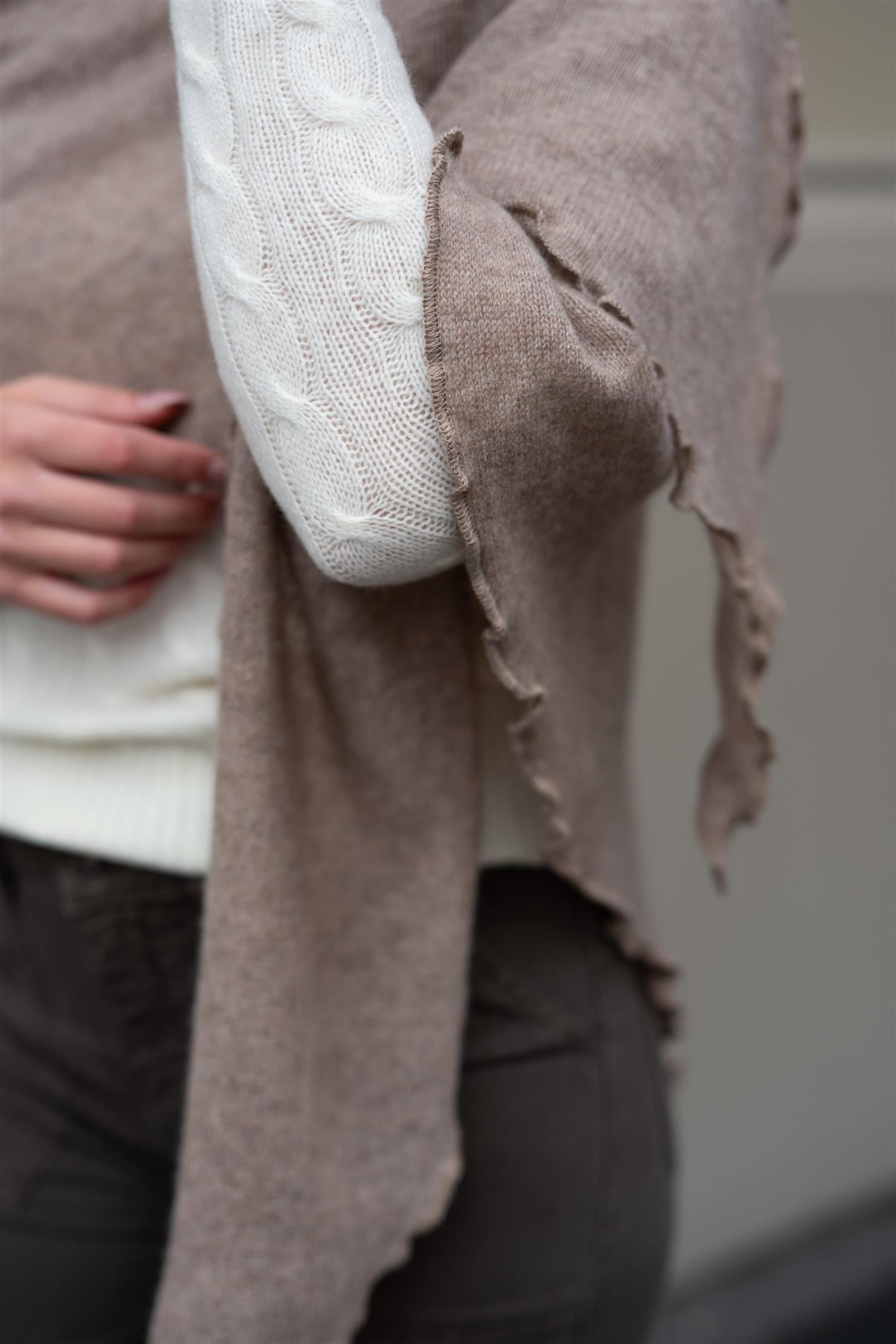 Triangle Scarf Mink