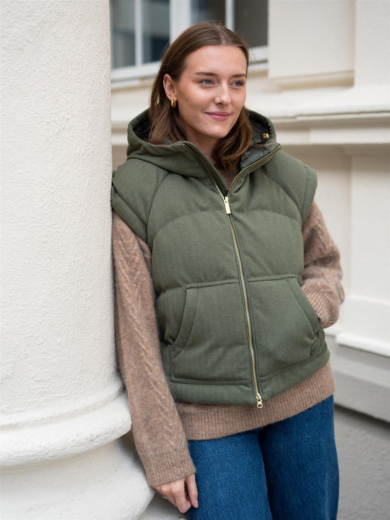 Colmar Quilted Vest With Hood