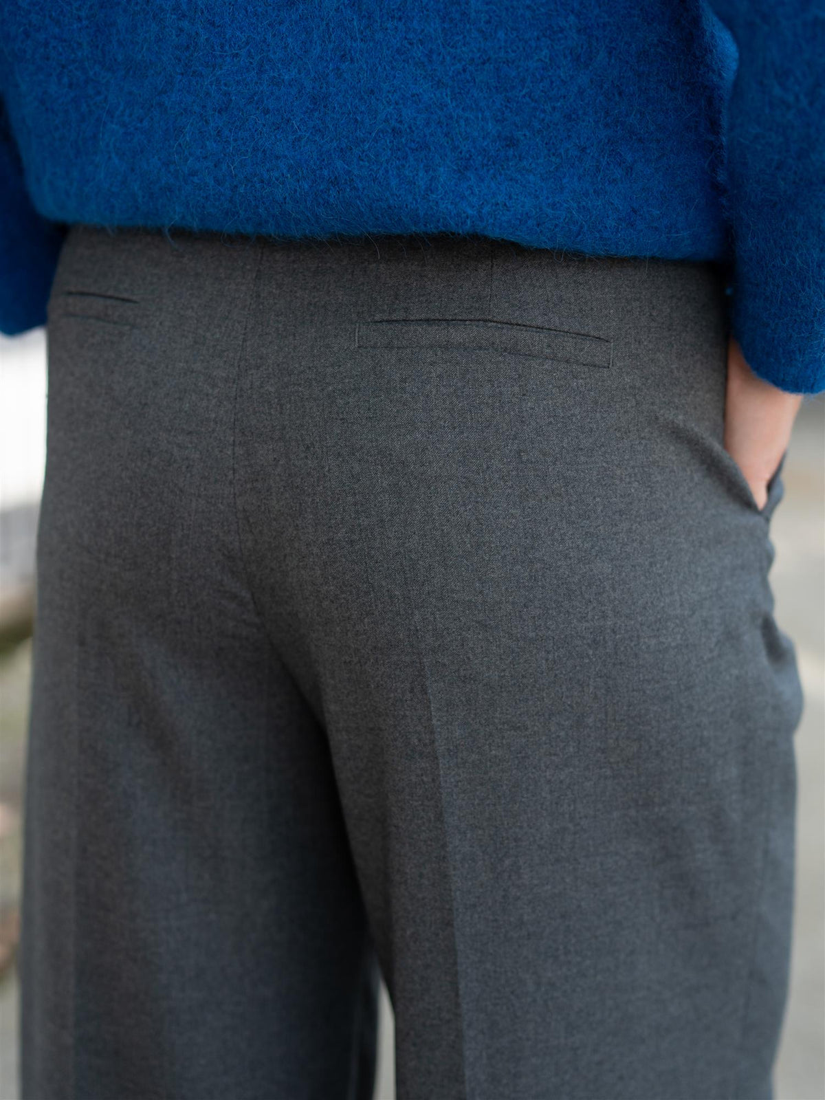 Chrissy Cashmere Touch Flannel Grey