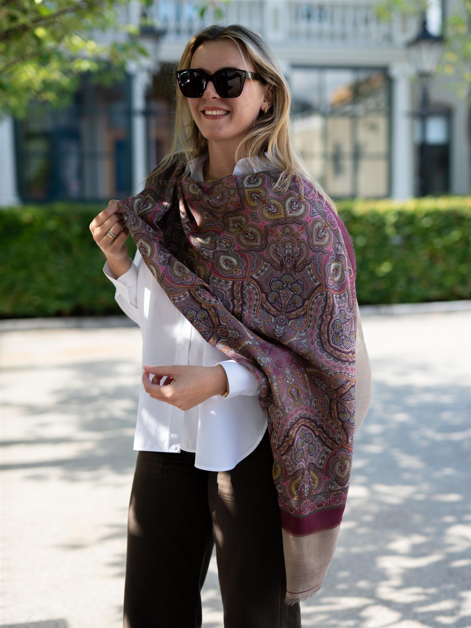 Mala Alisha Heritage Flow beige/Berry