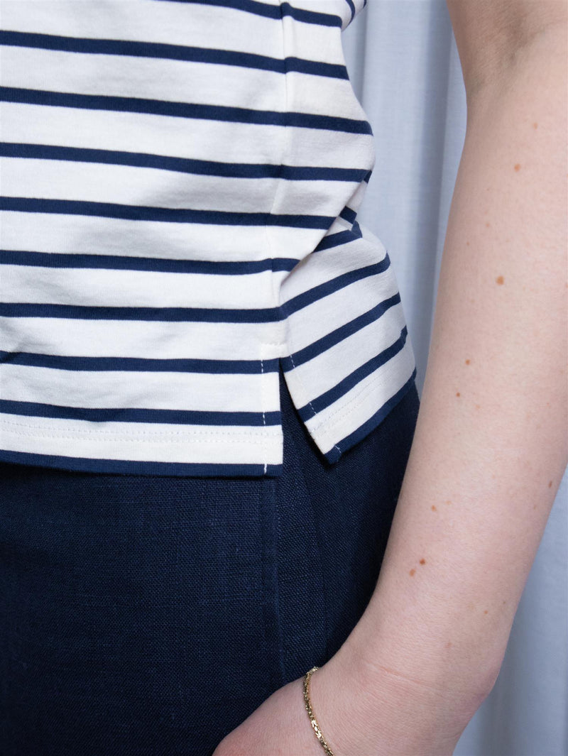 Max Mara Olga Navy Logo