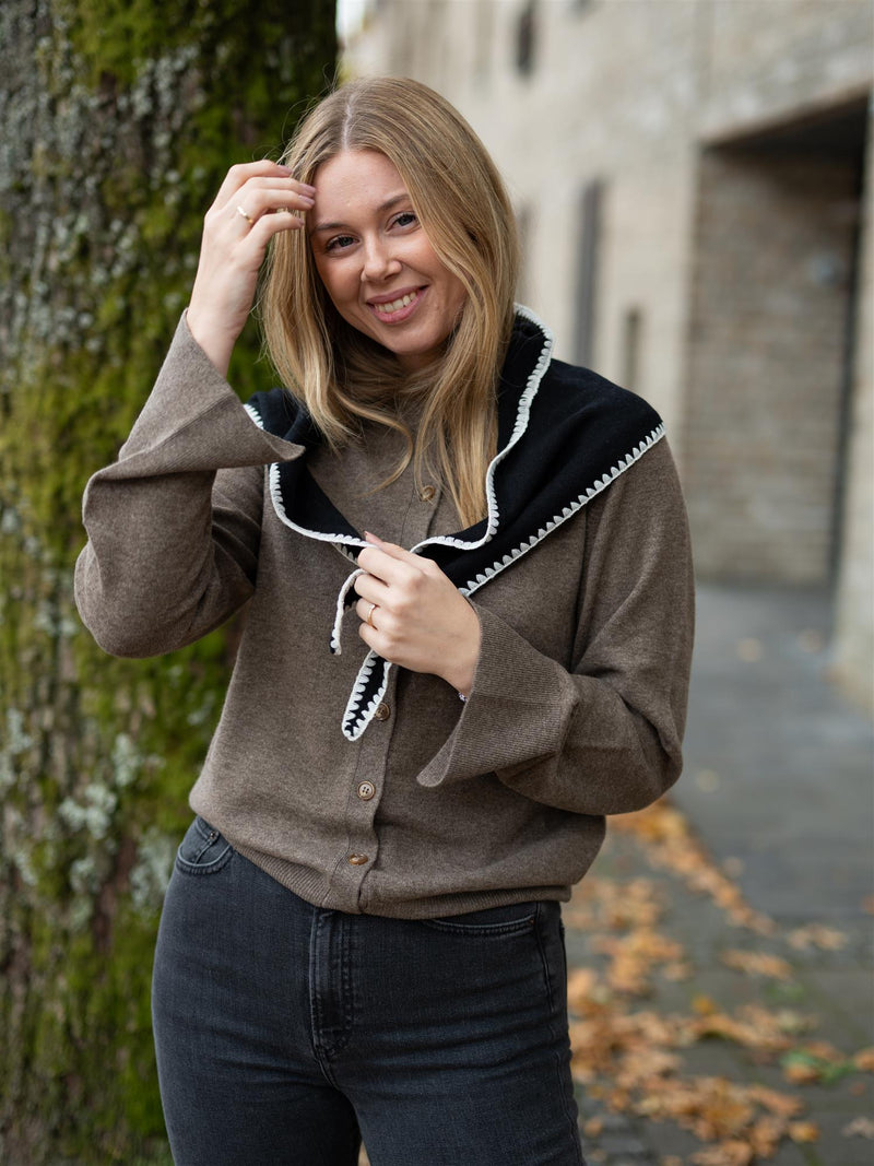 Christian Aks Mina Stitched Merino Scarf Black