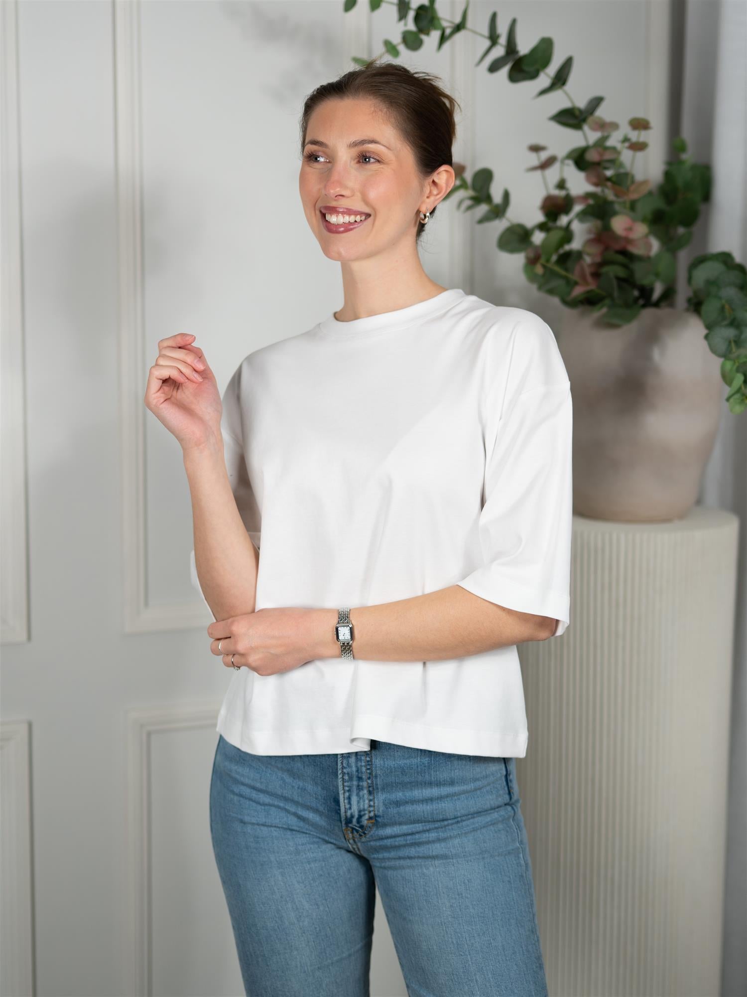 Lotte Tee White