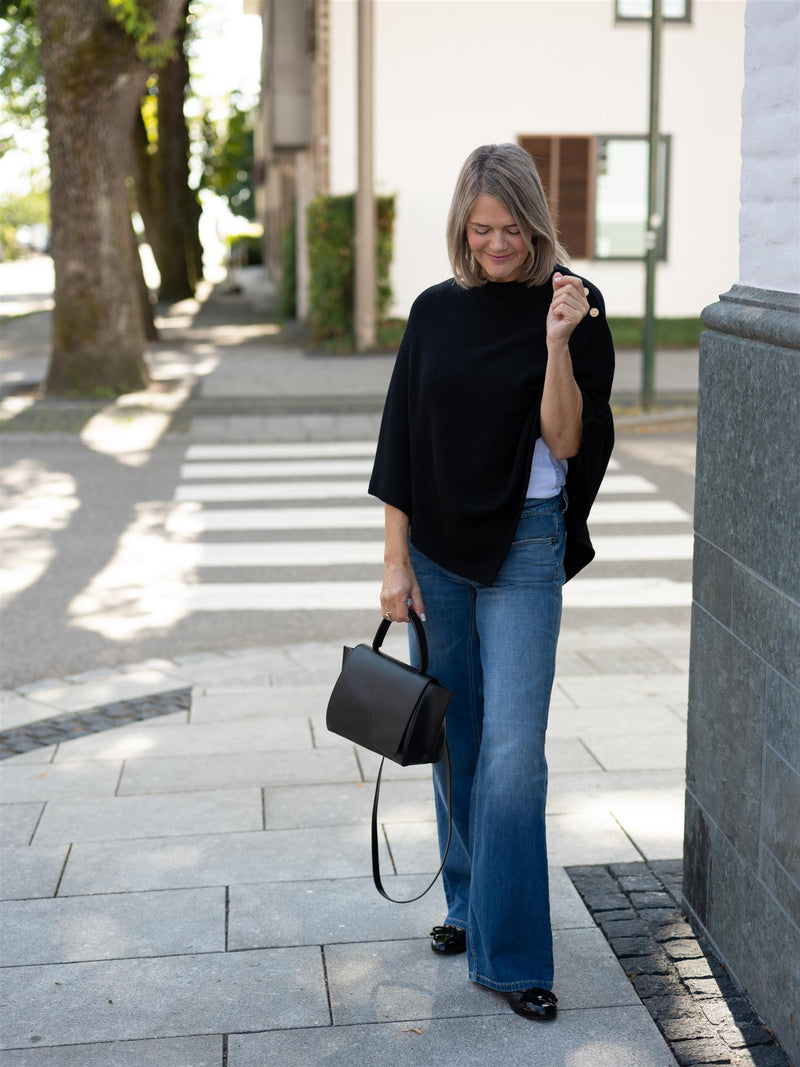 Busnel Randy Poncho Black