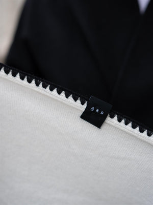 Christian Aks Mina Stitched Merino Merino Scarf Eggshell