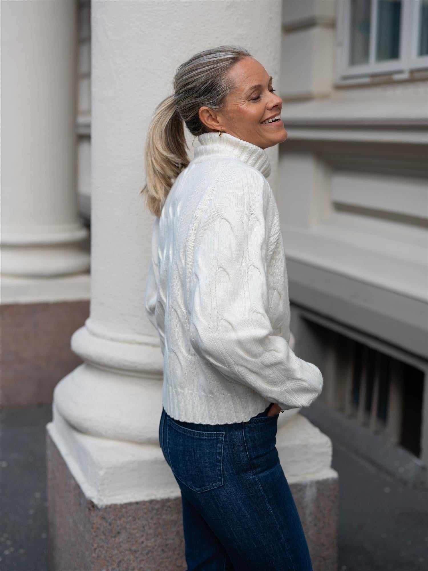 Cosima Off White
