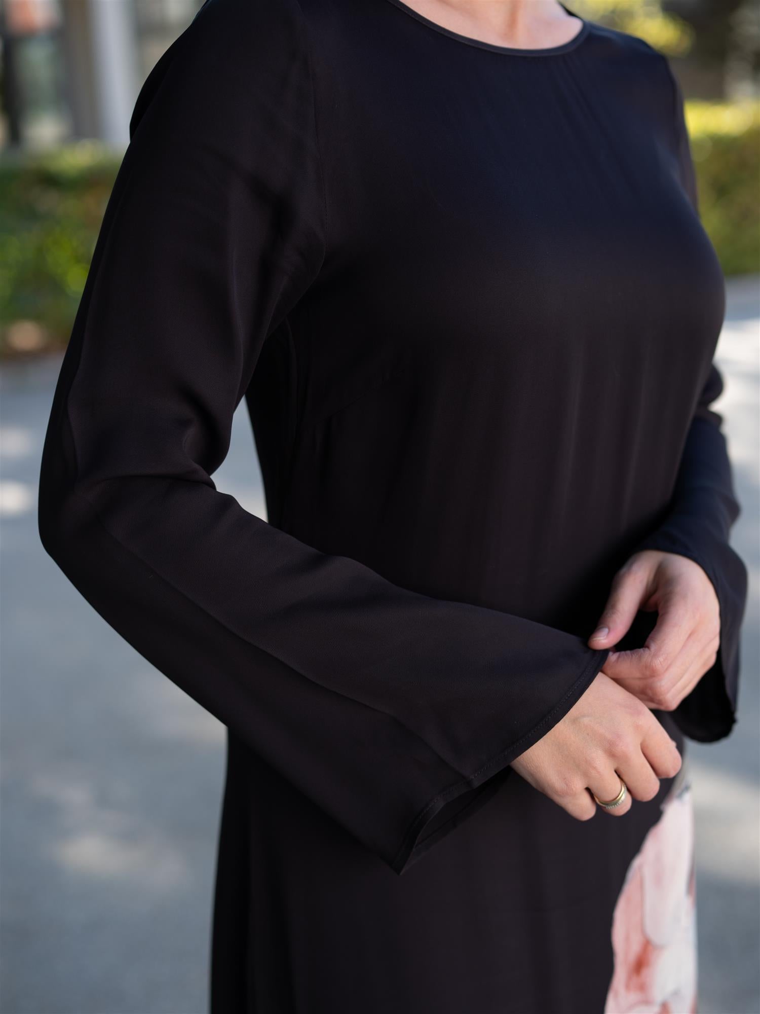 Nicole Dress With Boat Neck