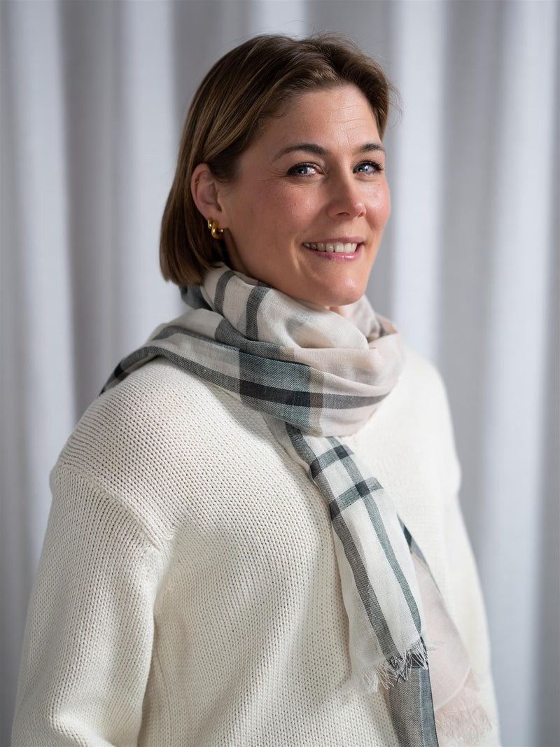 Barbour Abigail Tartan Scarf Primrose Safari