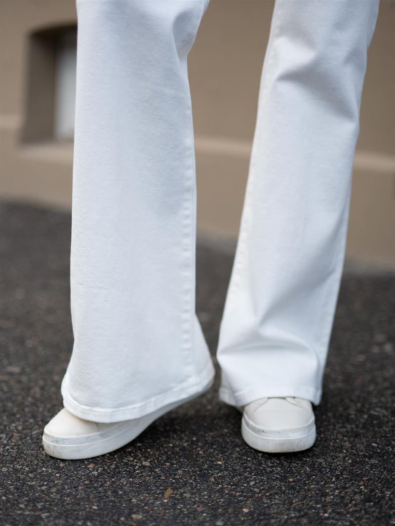 Jeanerica Fuji Natural White