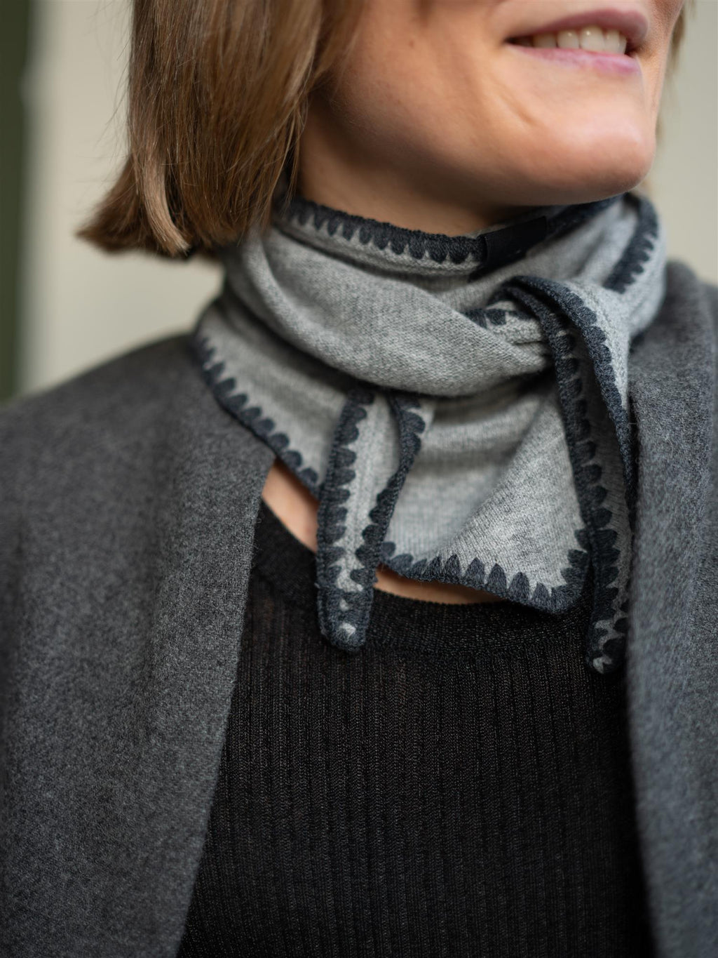 Christian Aks Mina Stitched Merino Scarf Lt  Grey Mel