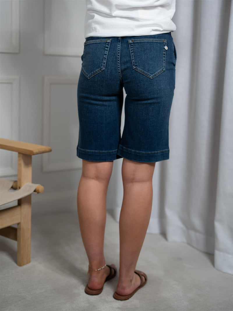 Pieszak Gilly French Shorts Washington