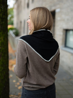 Christian Aks Mina Stitched Merino Scarf Black