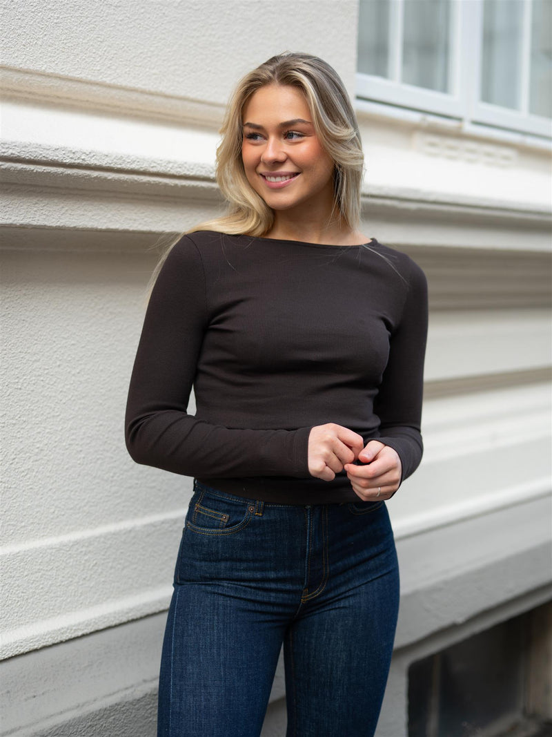 Camilla Pihl Petronella Rib Boatneck Dark Brown