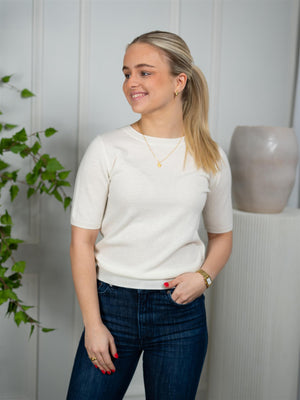 Dear Dharma Marthe Tee Cream