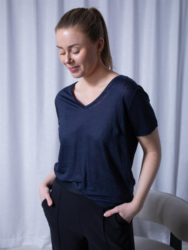 Gant Reg Linen V-Neck SS T-Shirt Evening Blue
