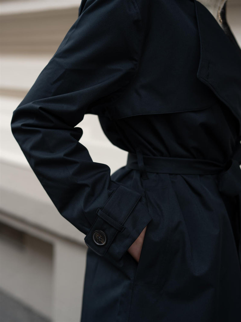 BRGN Yr'en Coat New Black