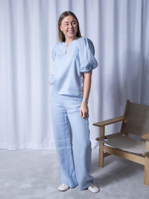 Ella&il Anna Linen Top Kentucky Blue