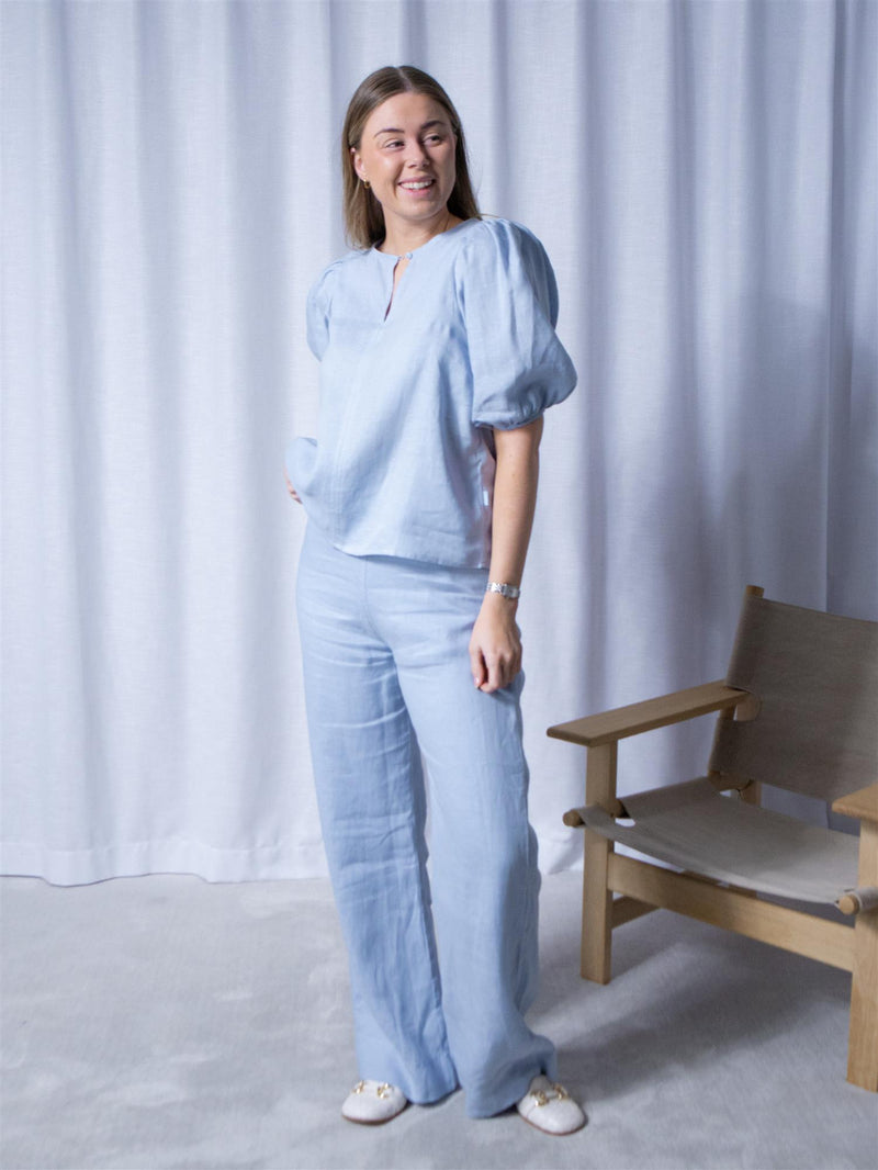 Ella&il Anna Linen Top Kentucky Blue