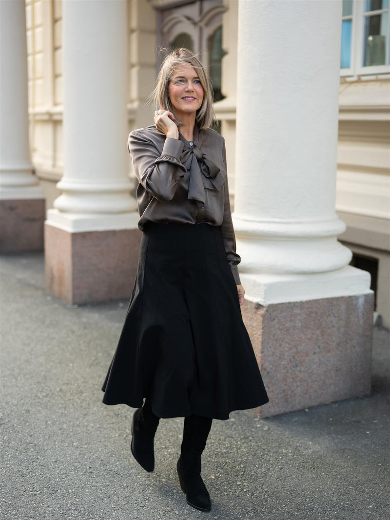 Sand Matt Latia Blouse Bow Grey