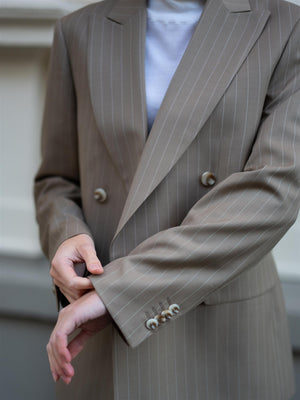 ONE and OTHER Åse Blazer Taupe