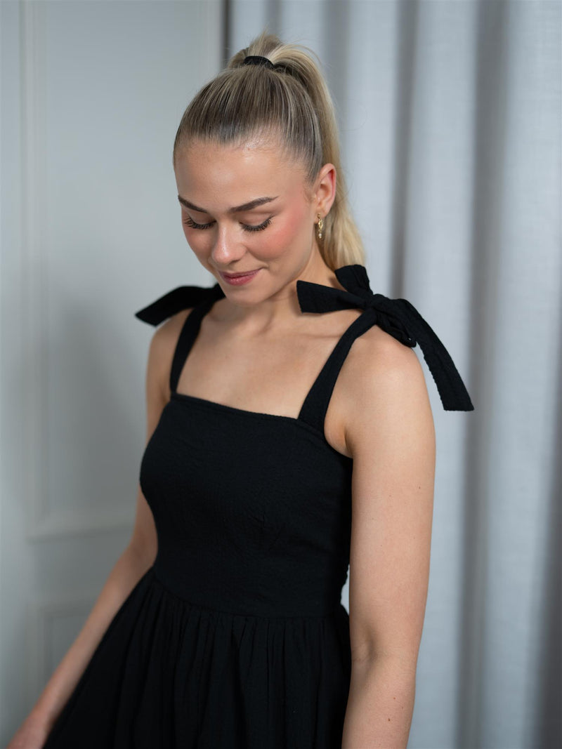 Lexington Bow-Strap Seersucker Summer Dress Black