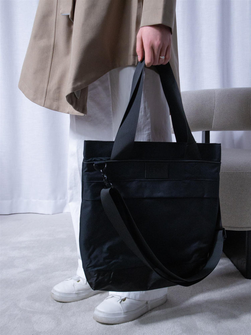 BRGN Shoulder Bag Black