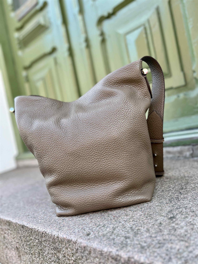 Decadent Fenja Big Crossbody Bag
